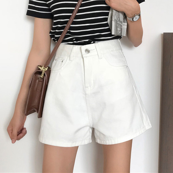 Pantaloni scurti de dama cu talie inalta