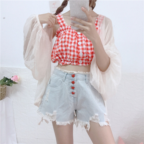 Pantaloni scurți de damă de culoare deschisă