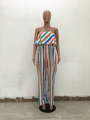 Salopetă de damă colorată cu umerii deschiși