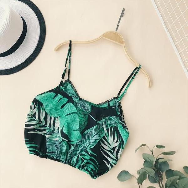 Top scurt de dama cu motive florale in mai multe culori