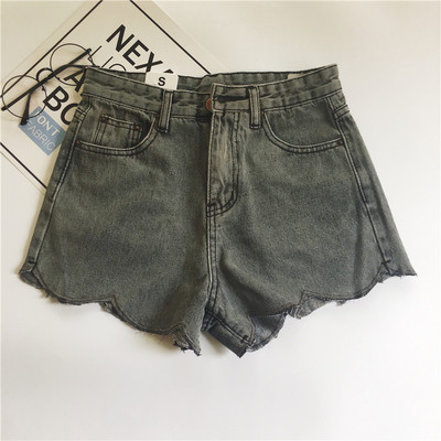 Pantaloni scurți de damă din denim în mai multe culori