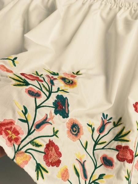 Bluză casual de damă cu motive elastice și florale