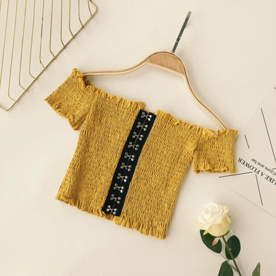 Bluză de damă cu umerii deschiși și închidere interesantă - mai multe culori