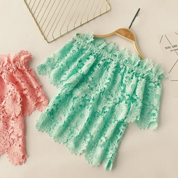 Bluză damă din dantelă cu umerii deschiși - 3 culori