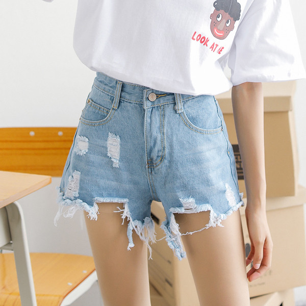 Blugi scurti de dama cu talie inalta de culoare deschisa