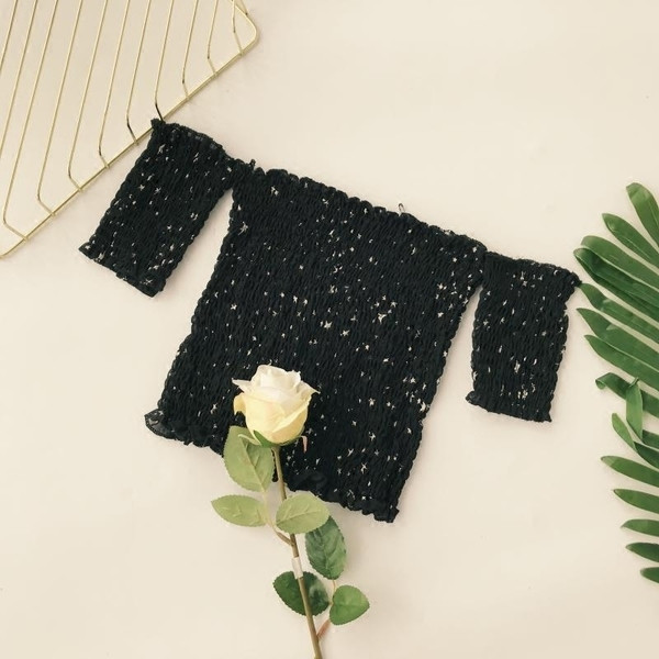 Bluză de damă cu mâneci scurte și motive florale - culori diferite