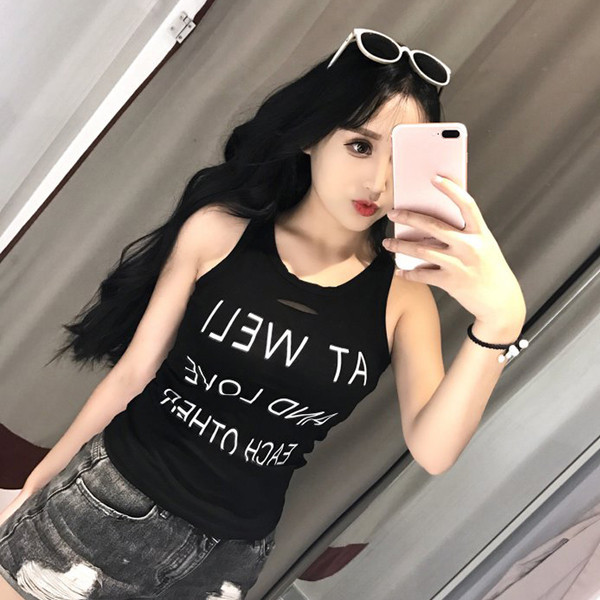 Maiou de damă de zi cu zi cu motive rupte și inscripție în mai multe culori