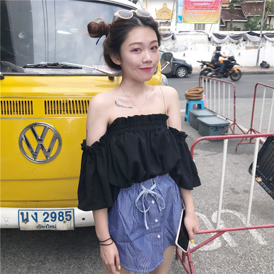 Γυαικεία μπλούζα με ελαστικά και φαρδιά μανίκια