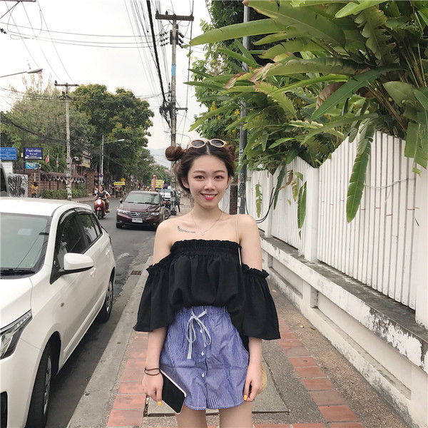 Γυαικεία μπλούζα με ελαστικά και φαρδιά μανίκια