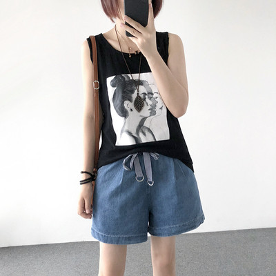 Maieu de dama cu bretele late si imprimeu in mai multe culori