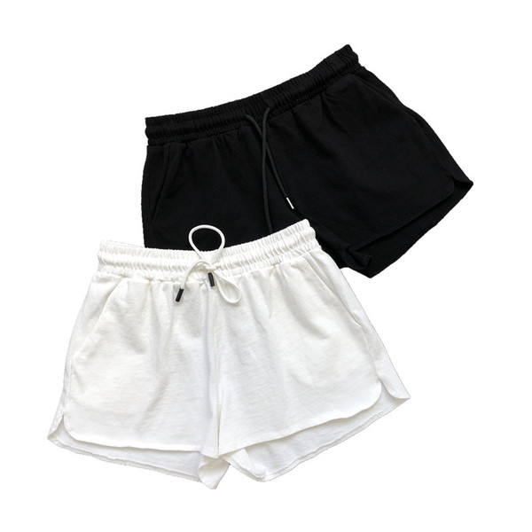 Αθλητικά σορτς σε μαύρο και άσπρο χρώμα