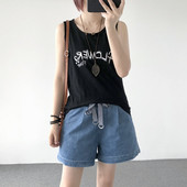 Maieu de damă într-un model larg cu inscripție