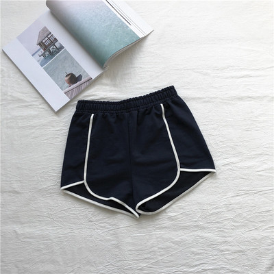 Γυναικεία  σορτς με διάφορα χρώματα