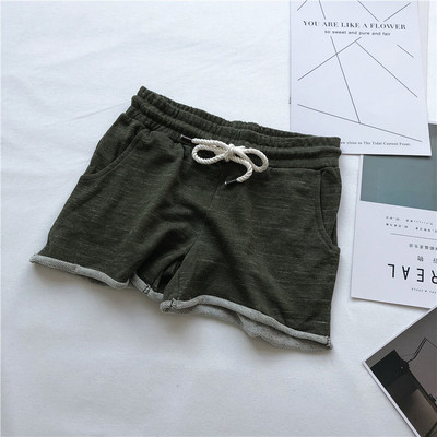 Γυναικεία  σορτς σε τρία χρώματα