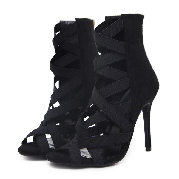 ХИТ Стилни дамски сандали с  каишки и висок ток в два цвята 