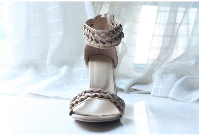 Sandale de dama moderne din piele ecologica cu toc gros in doua culori