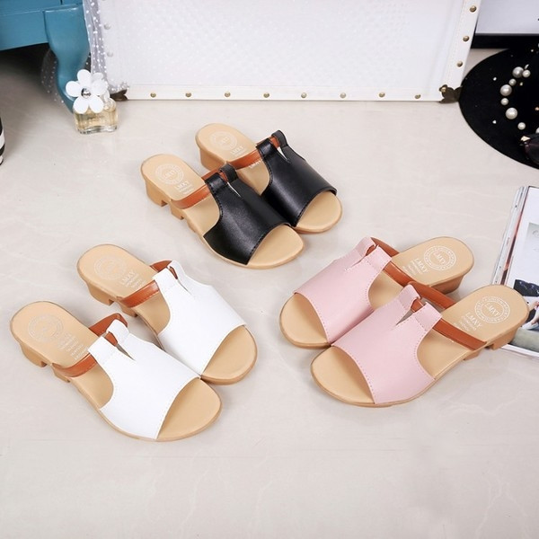 Papuci de dama din imitatie de piele in mai multe culori