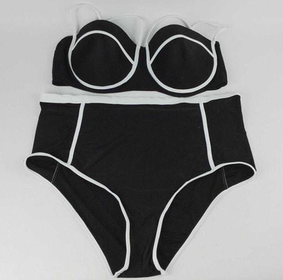 Costum de baie de damă de mărime mare în negru cu alb din două piese