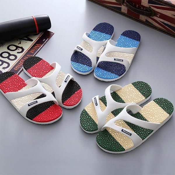 Több színben strandra alkalmas férfi papucs