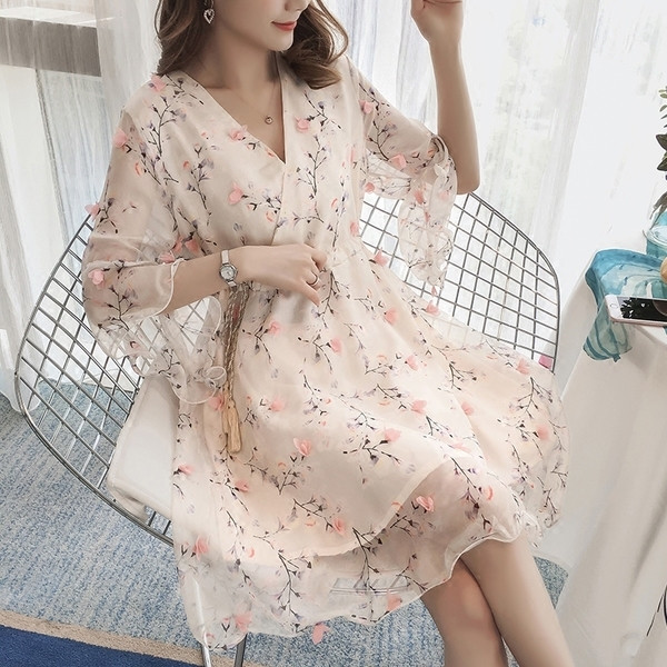 Rochie pentru gravide cu decor floral 3D si decolteu in V in trei culori