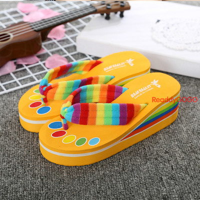 Γυναικείες παντόφλες  με ψηλό τακούνι