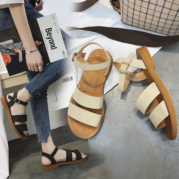 Sandale de damă potrivite pentru utilizarea de zi cu zi în trei culori