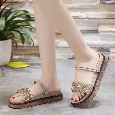 Μοντέρνα γυναικεία σανδάλια σε δύο χρώματα