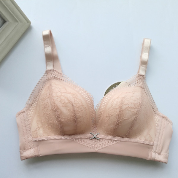 Γυναικείο σουτιέν με δαντέλα και φαρδιά πλάτη σε διάφορα χρώματα