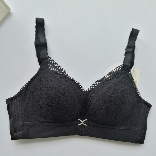 Γυναικείο σουτιέν με δαντέλα και φαρδιά πλάτη σε διάφορα χρώματα