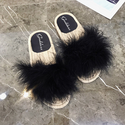 Γυναικείες παντόφλες σε τρία χρώματα