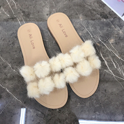 Μοντέρνες γυναικείες παντόφλες σε δύο χρώματα