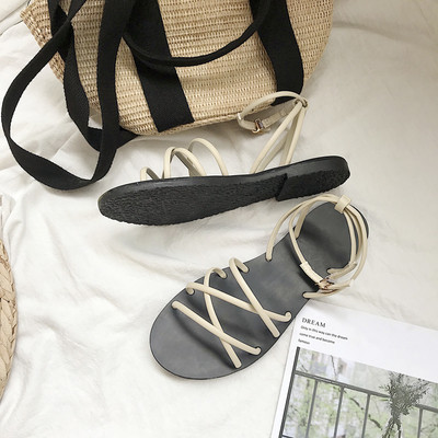 Καθημερινά γυναικεία σανδάλια σε δύο χρώματα