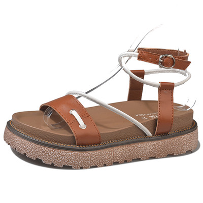 Γυναικεία μοντέρνα σανδάλια σε δύο χρώματα