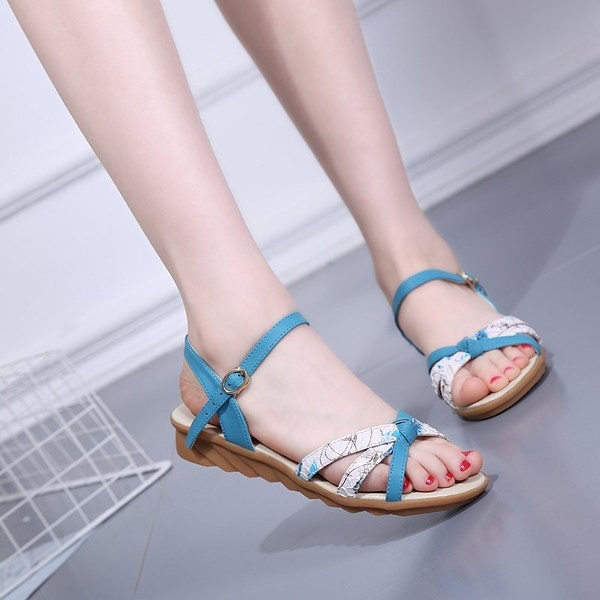 Дамски сандали в няколко цвята подходящи за ежедневието