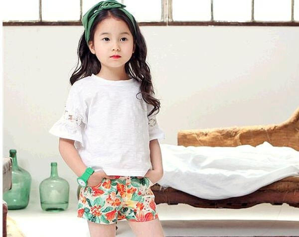 Παιδική μπλούζα για παιδιά σε λευκό και ροζ με δαντέλα