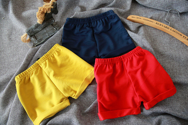 Παιδικά σορτς για κορίτσια και αγόρια σε διάφορα χρώματα