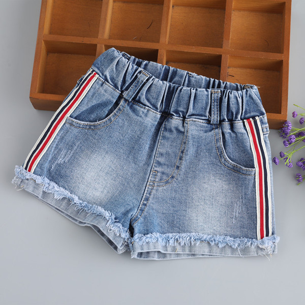 Pantaloni scurți moderni pentru copii cu margini și elastic