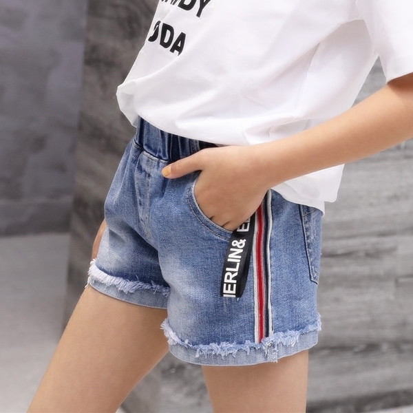 Pantaloni scurți moderni pentru copii cu margini și elastic