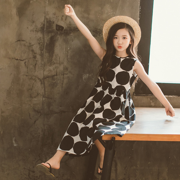 Model modern de croi rochie lunga pentru copii