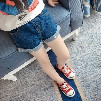 Детски къси панталони с бродерия и ластик