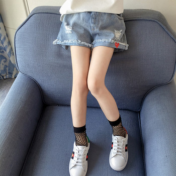 Παιδικά  παντελόνια τζιν  με σχισμένα μοτίβα