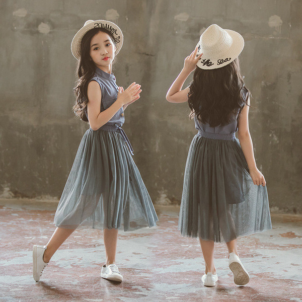 Set modern pentru fete, inclusiv fusta si camasa - doua culori