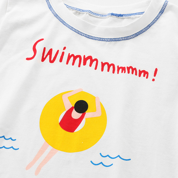 Tricou pentru copii cu inscripție și aplicație în alb și negru