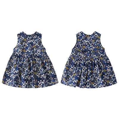 Μοντέλο απαλό παιδικό φόρεμα με φυτικά μοτίβα σε διάφορα χρώματα