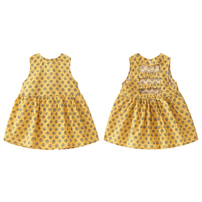 Μοντέλο απαλό παιδικό φόρεμα με φυτικά μοτίβα σε διάφορα χρώματα