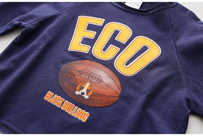 Set copii potrivit pentru baieti si fete in doua culori cu inscriptie si imprimeu