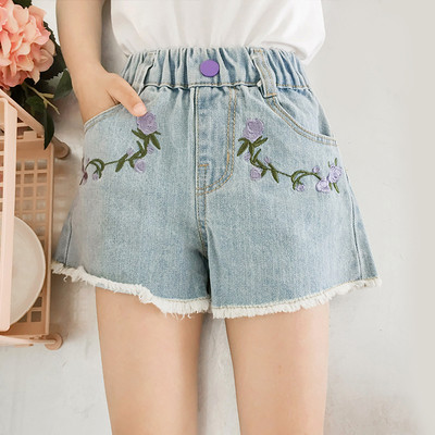 Μοντέρνα παιδικά σορτς  με ψηλή μέση και κεντήματα