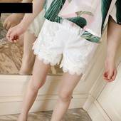 Blugi scurti pentru copii cu broderie si talie inalta pentru fete