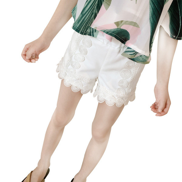 Blugi scurti pentru copii cu broderie si talie inalta pentru fete