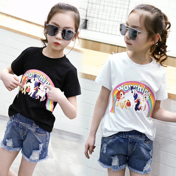 Памучна детска тениска за момиче с апликация в бял и черен цвят
